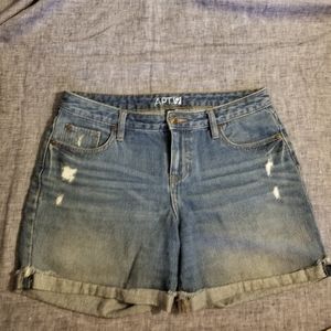 Apt. 9 distressed jean shorts